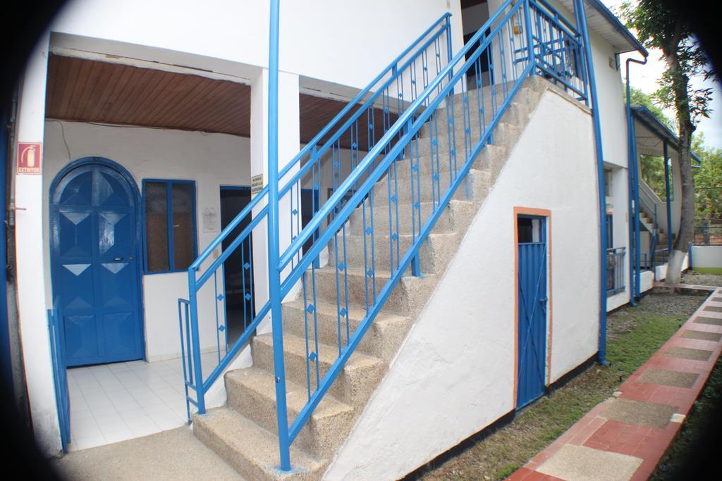 Villa Katherine Мелгар Екстериор снимка